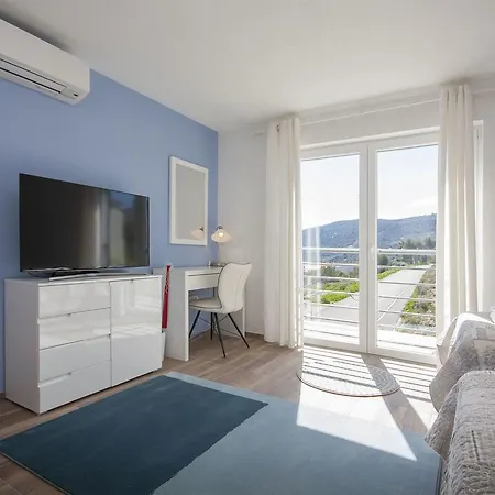 Agana Holiday home *