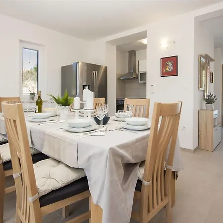 Agana Holiday home *